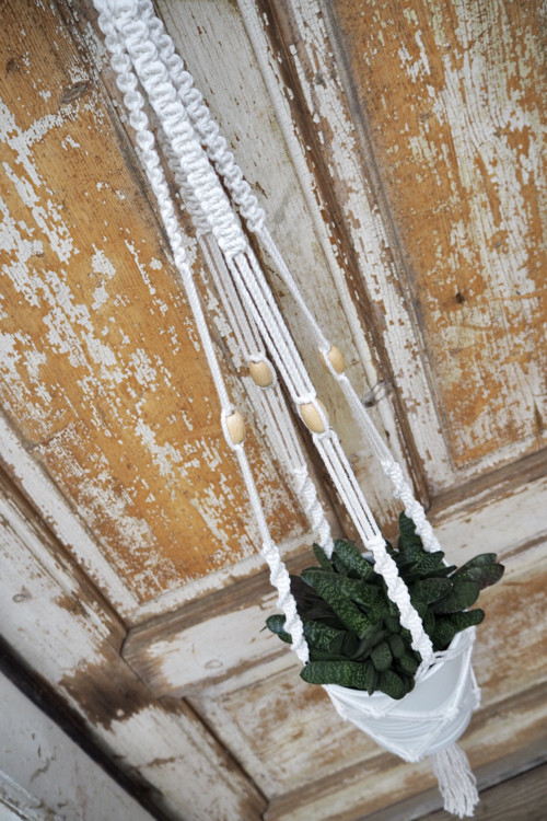 Závěs na květinu - macrame — foto 4