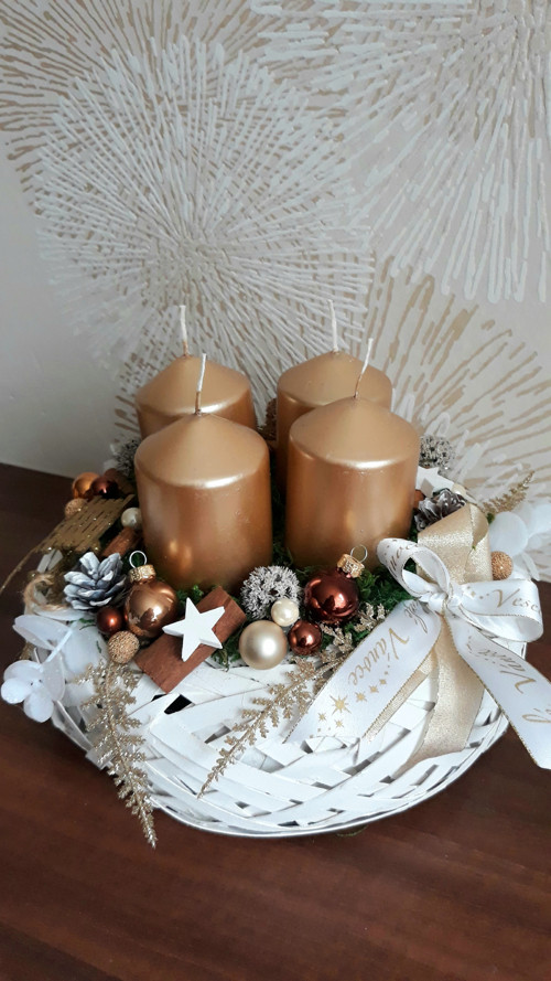 Krásný adventní svícen — foto 3