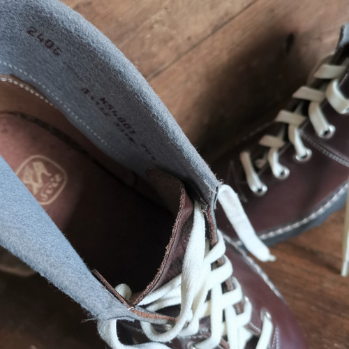 Z práce ... retro pionýrky Svit — foto 5