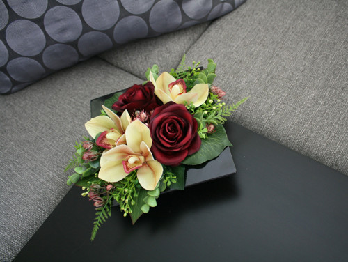 Ikebana s růžemi a orchidejemi — foto 4