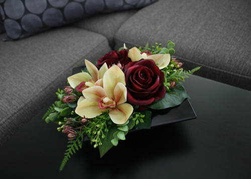 Ikebana s růžemi a orchidejemi — foto 6