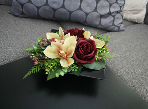 Ikebana s růžemi a orchidejemi — foto 5