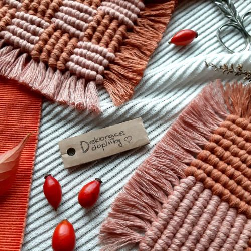 Prostírka macramé - čtvercová, terakota — foto 6