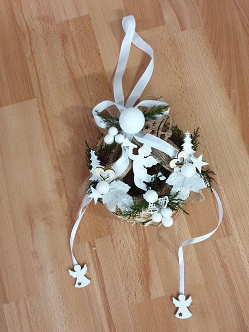 Malý vánoční věneček na dveře — foto 2