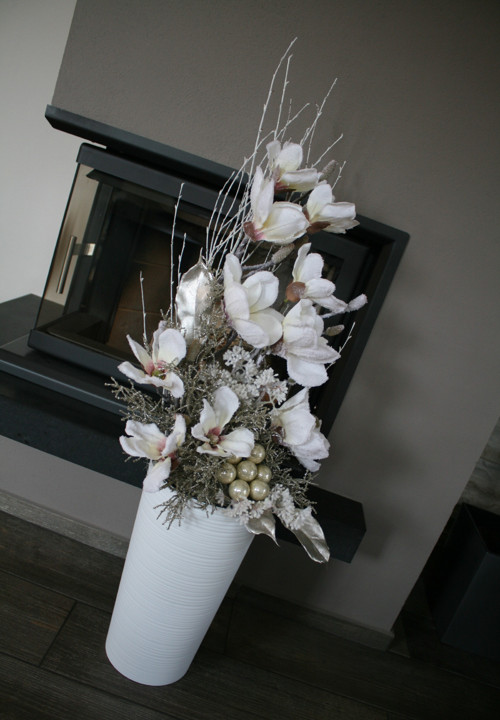 Vánoční dekorace s magnoliemi — foto 2