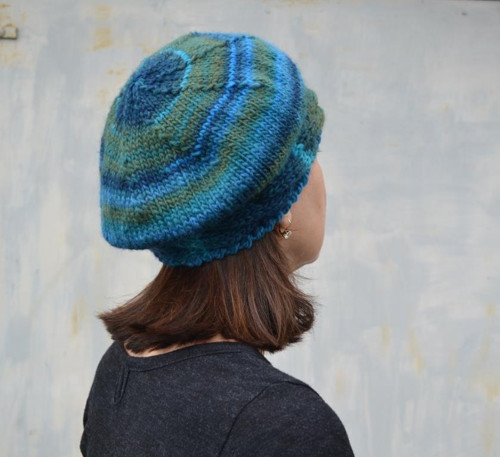 Baret Wella v modrozelené — foto 2