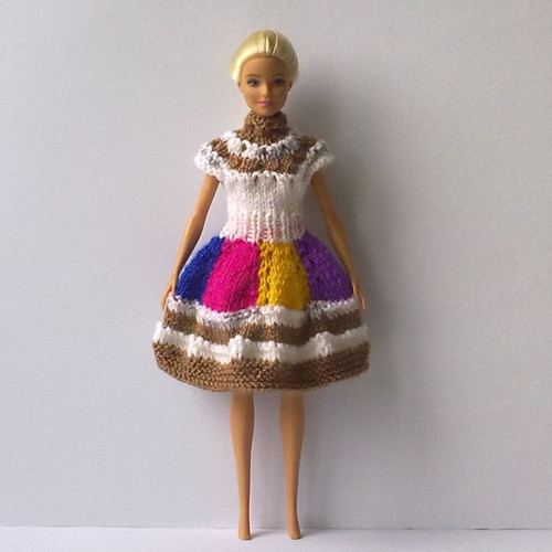 Oblečky pro Barbie - šaty — foto 2