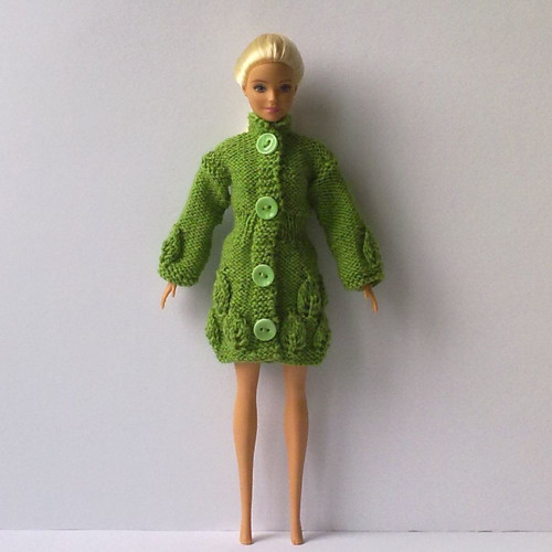 Oblečky pro Barbie - kabát — foto 2