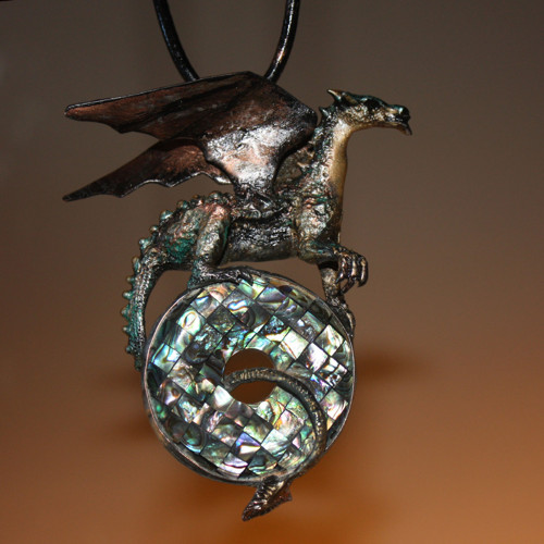 Dračí amulet — foto 4