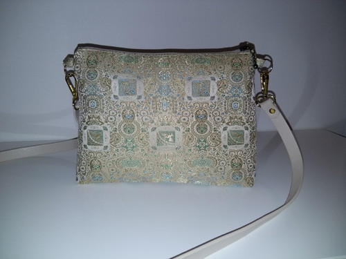 Crossbody brokátová — foto 4