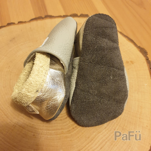 Kožené capáčky 13 cm — foto 3