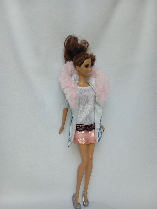Vestička pro Barbie — foto 3