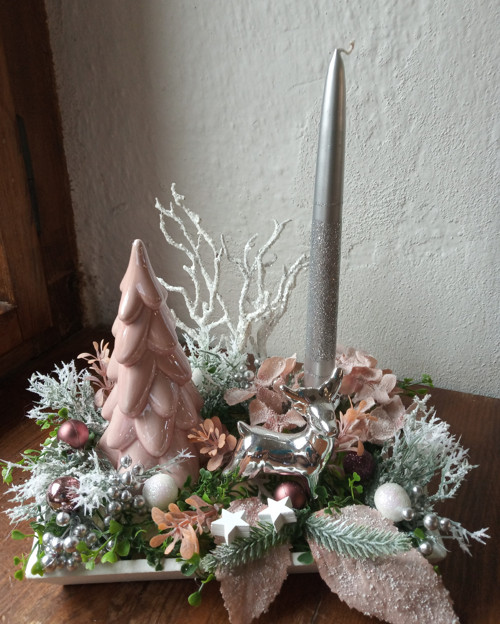 Adventní svícen s jelínkem — foto 2