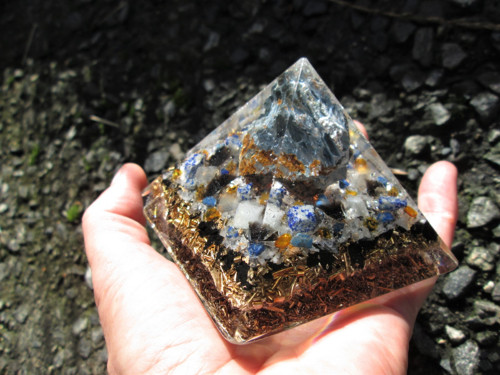 Org. pyramida ,, Cesta v Bouři " — foto 3