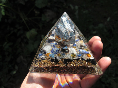 Org. pyramida ,, Cesta v Bouři " — foto 6