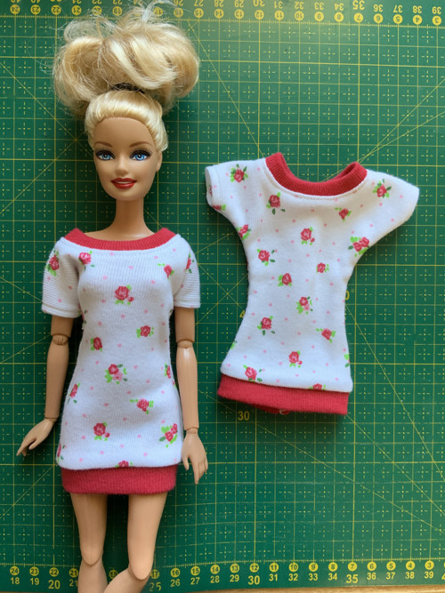 Šaty pro barbie — foto 3