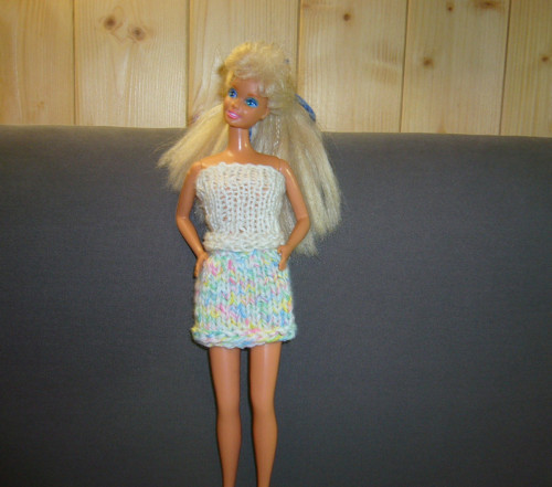 Barbie - pletená sukýnka — foto 2