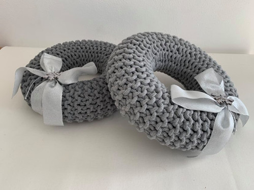 Pletený věnec šedý L průměr 25cm — foto 5