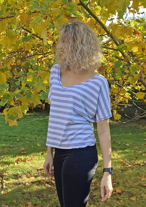 Šedobílé tričko - krátký rukáv — foto 5