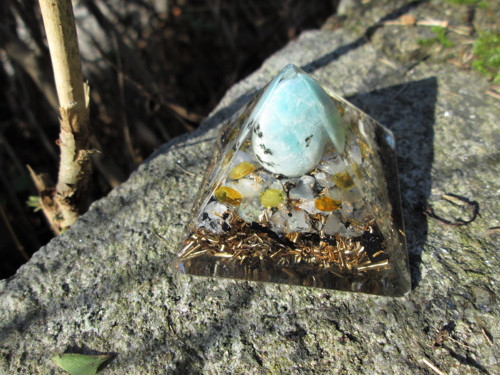Org. pyramida ,, Snového světa " s amazonitem — foto 5