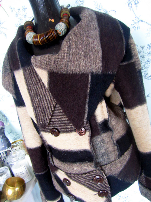 Kabátek luxusní, lana wool, patchwork — foto 5