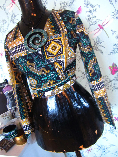 Crop top etno boho vzory — foto 2