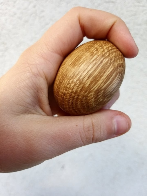 Dubový valounek do ruky — foto 2