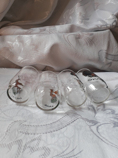 Sada starých skleniček — foto 4
