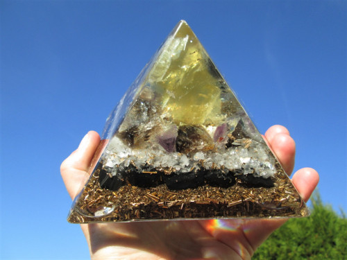 Org. pyramida ,, Nového Zítřku " — foto 3
