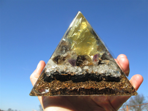 Org. pyramida ,, Nového Zítřku " — foto 5