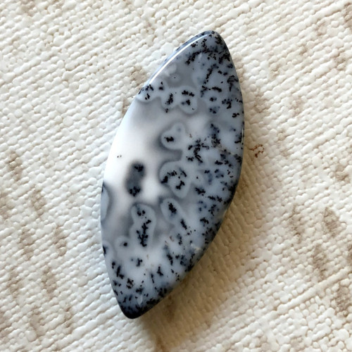 Dendritický opál kabošon DO-A005 — foto 3