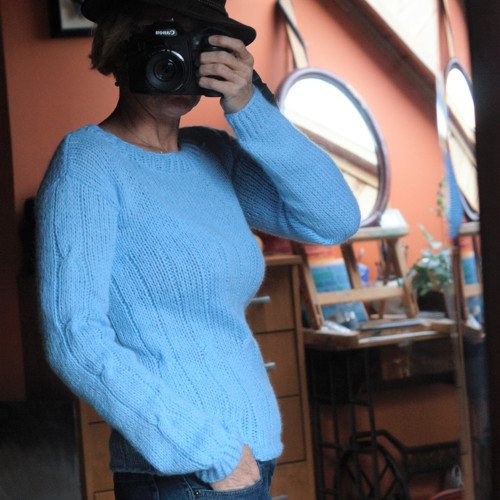 Svetr královsky modrý - merino/angora — foto 3