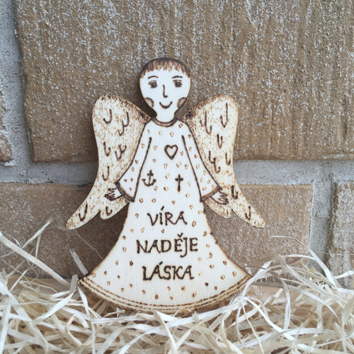Dřevěná vánoční magnetka - andělíček — foto 2
