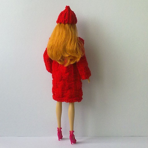 Oblečky pro Barbie - kabát, čepice — foto 4