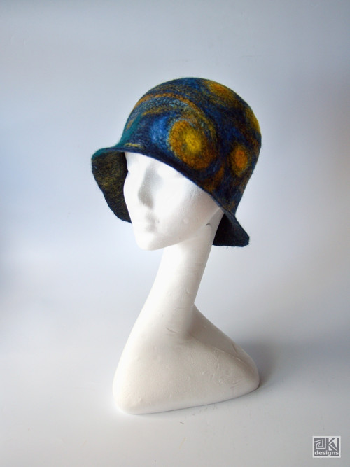 Klobouk - Starry Night — foto 4