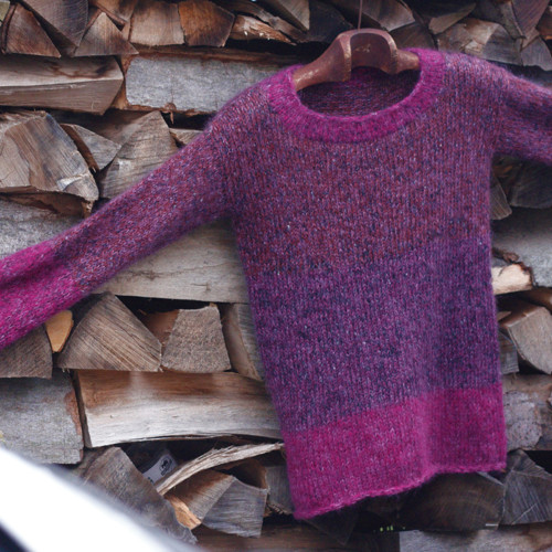 Soulad barev - purpurový pullover — foto 4