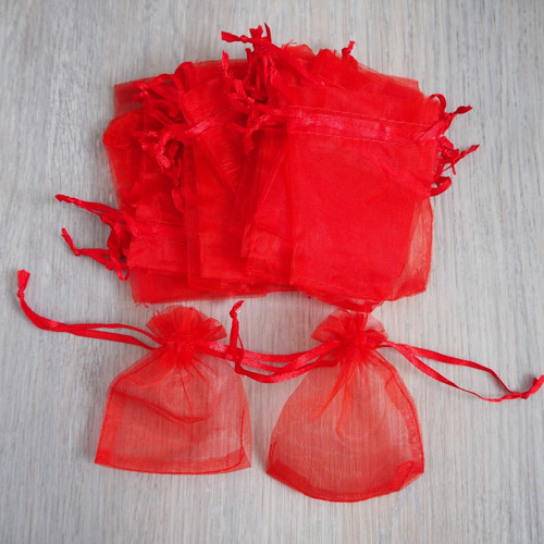 Červený pytlíček organza — foto 3