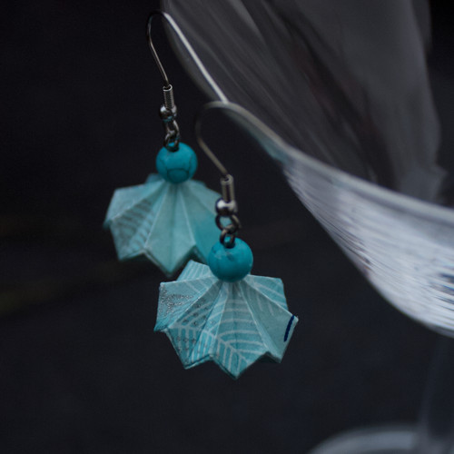Lehoučké origami náušnice – modrá peříčka — foto 3