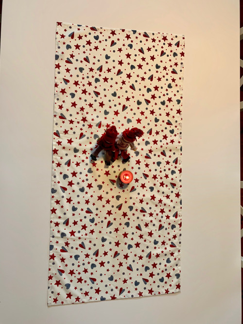 Vánoční běhoun - Srdíčka a hvězdičky — foto 2