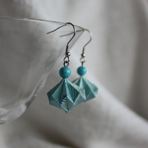 Lehoučké origami náušnice – modrá peříčka — foto 4