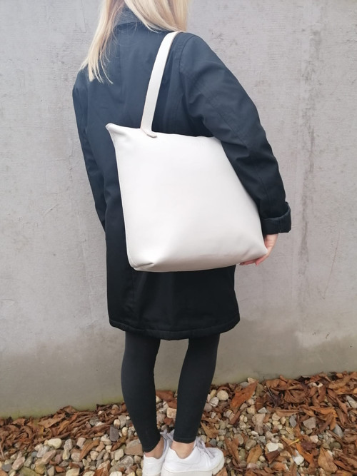 TOTE - holubičí šeď — foto 2
