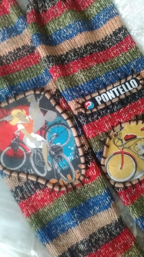 Nadkolenky ve stylu retro. — foto 3