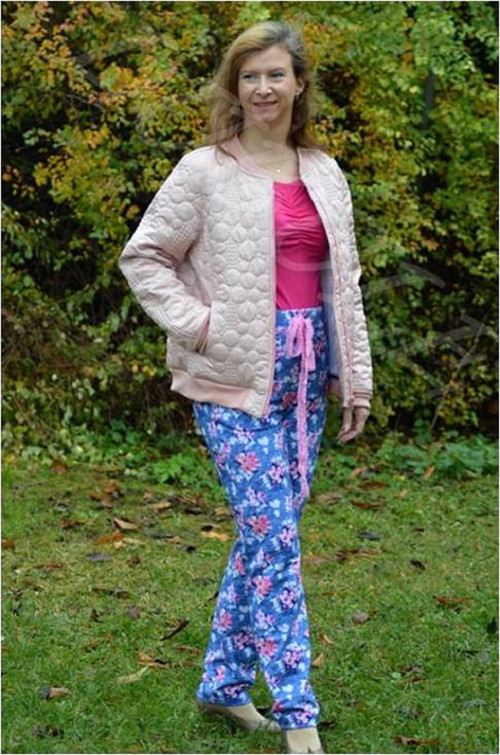 Sportovně elegantní bundička — foto 2