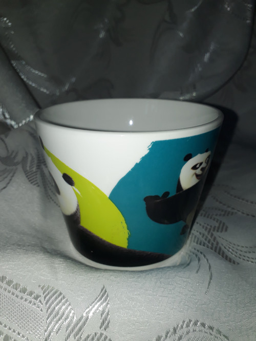Porcelánový hrnek — foto 3