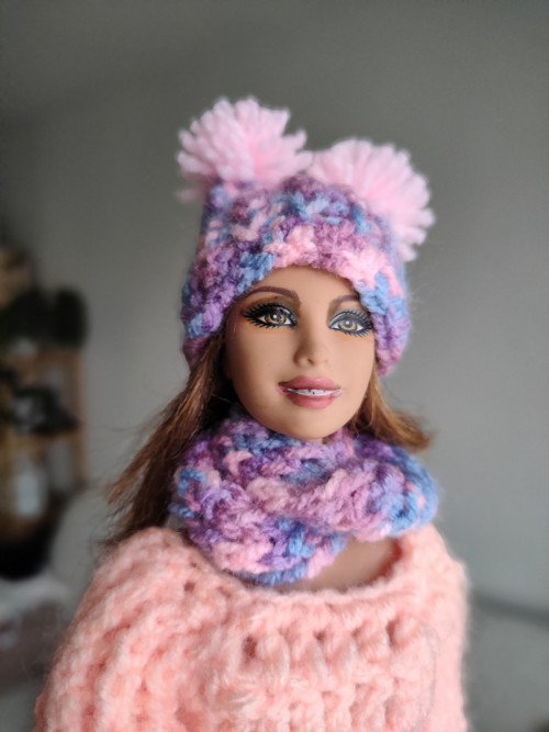Čepička s nákrčníkem — foto 3