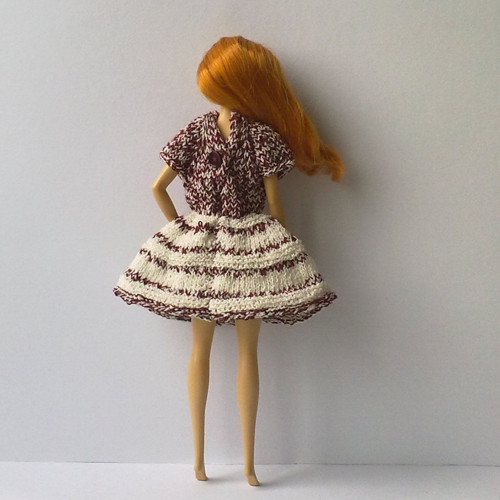 Oblečky pro Barbie - šaty — foto 3