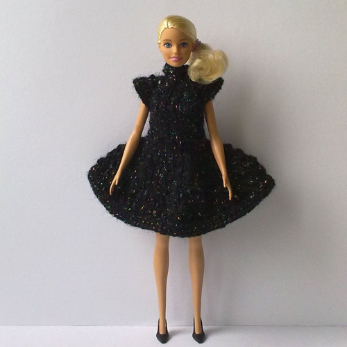 Oblečky pro Barbie - šaty — foto 2