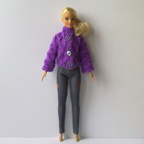 Oblečky pro Barbie - svetr — foto 2