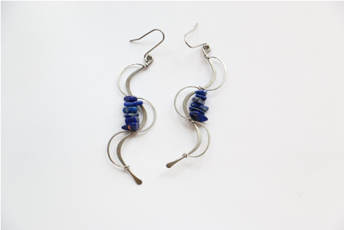Náušnice s lapis lazuli (chir. ocel) — foto 2