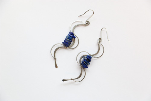 Náušnice s lapis lazuli (chir. ocel) — foto 3
